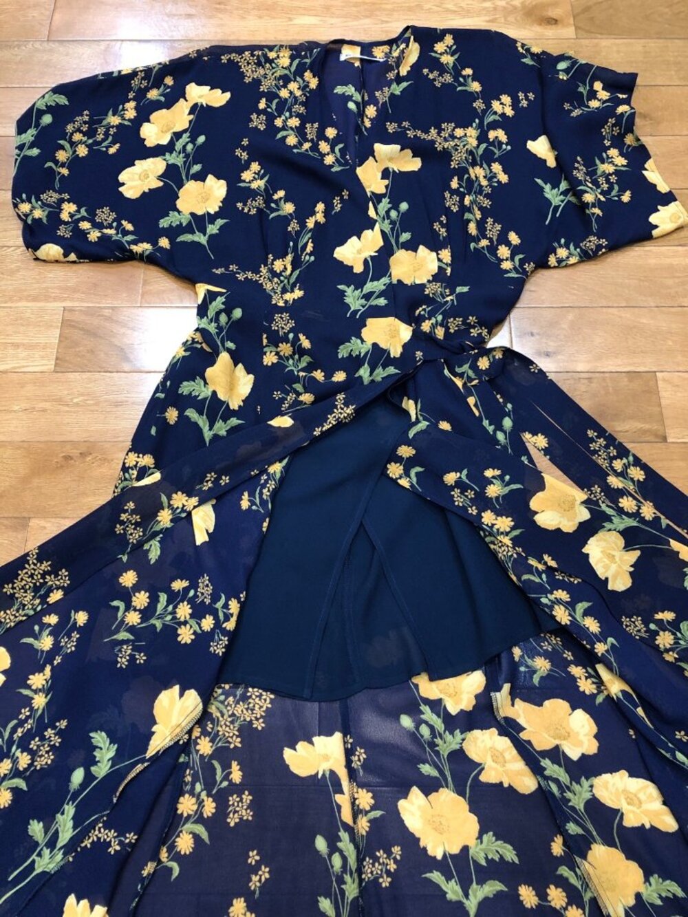 Reformation Winslow Maxi Wrap Dress Navy Yellow Floral Mademoiselle Sz M Poetic - Picture 5 of 11